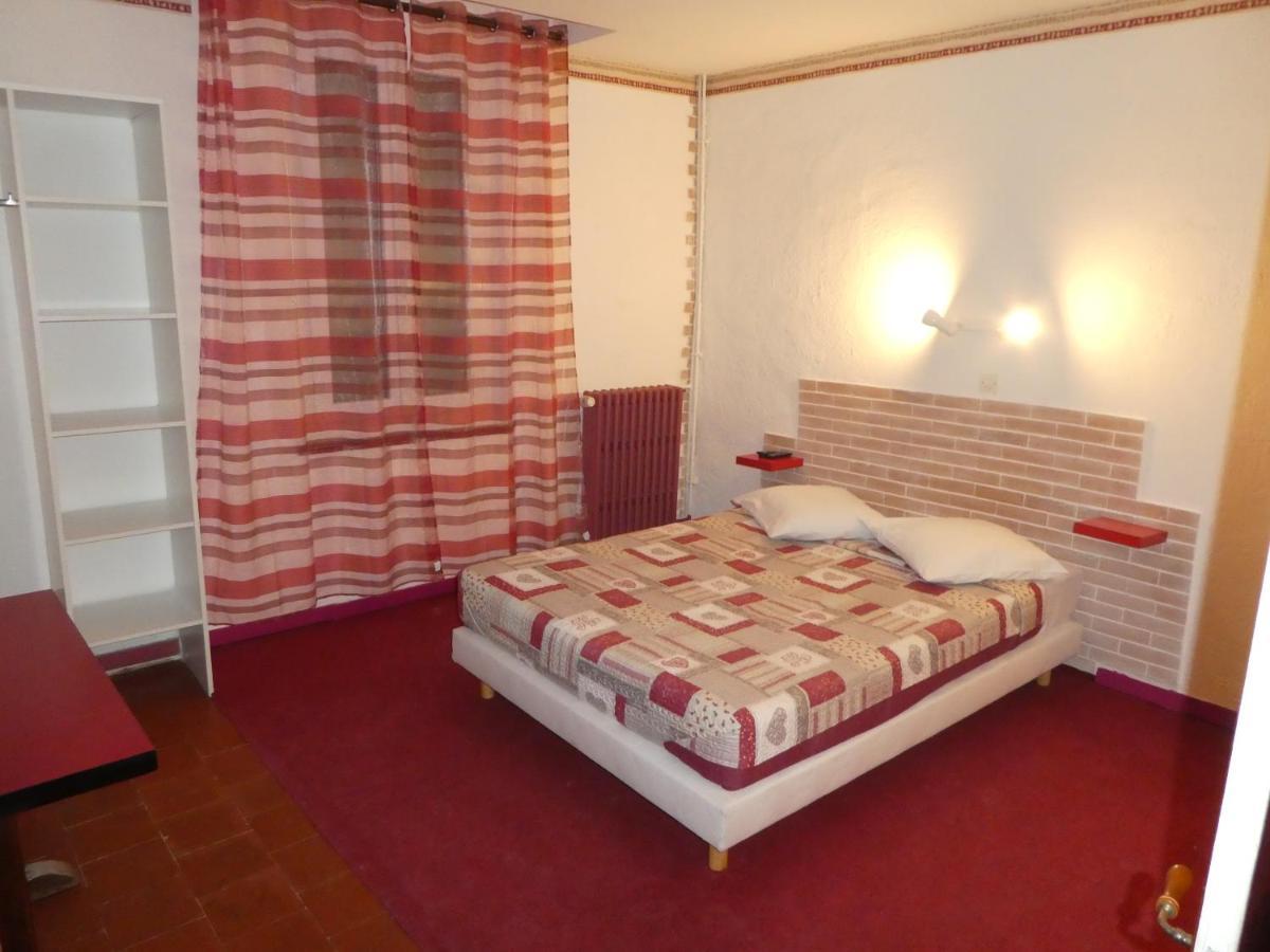 Etanit ! Etape Calme Et Parking Velo, Bicycle - Connection Tous A 1Mn Bus,Train Et Aeroport - Plein Centre De Beziers Pour Visiter,Manger - Chambres Climatisees, Spacieuses Amenagees Pour Singles, Couple, Et Ou Familles - Consigne Et Petit Dej En Plu Безие Екстериор снимка