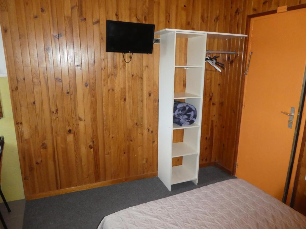 Etanit ! Etape Calme Et Parking Velo, Bicycle - Connection Tous A 1Mn Bus,Train Et Aeroport - Plein Centre De Beziers Pour Visiter,Manger - Chambres Climatisees, Spacieuses Amenagees Pour Singles, Couple, Et Ou Familles - Consigne Et Petit Dej En Plu Безие Екстериор снимка